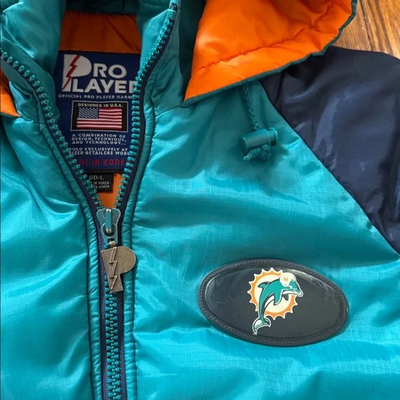 90’s Pro Player Miami Dolphins Vintage Puffer Jacket - Picture 3 of 16